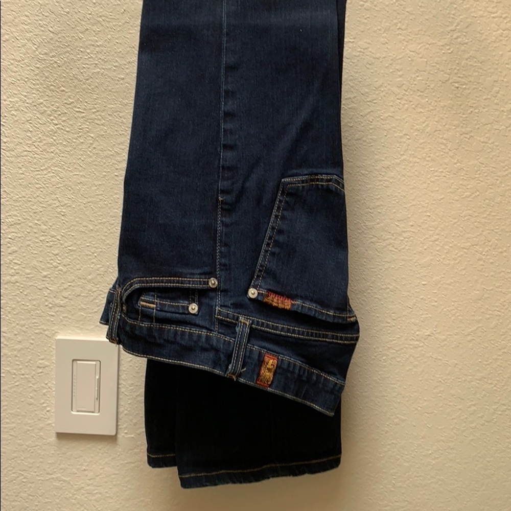 Women’s jeans